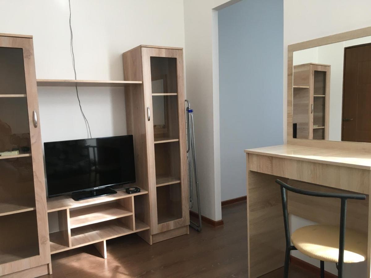 46,2 Karmysova Street Serviced Apartments Almaty Exterior foto