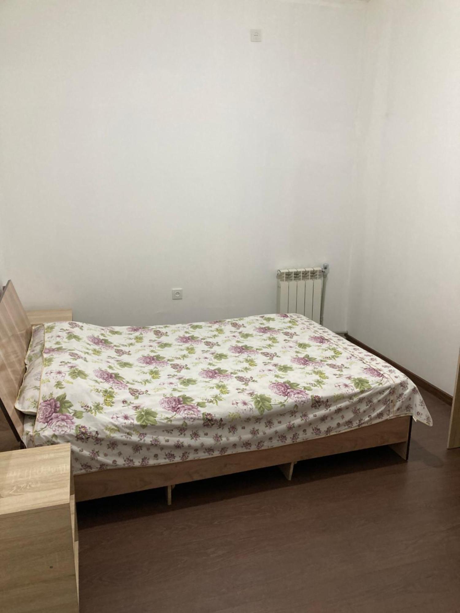 46,2 Karmysova Street Serviced Apartments Almaty Exterior foto